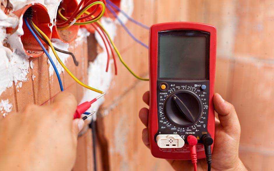 activité électricien Colombes